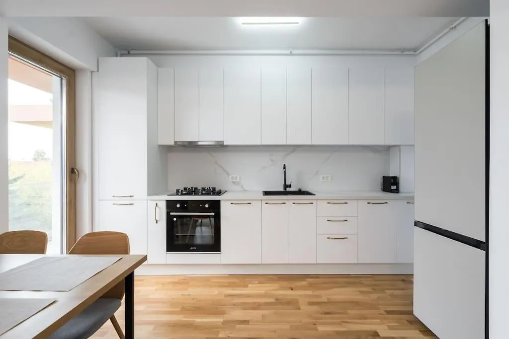 The White - Family Escape - Loft Apartment Voluntari