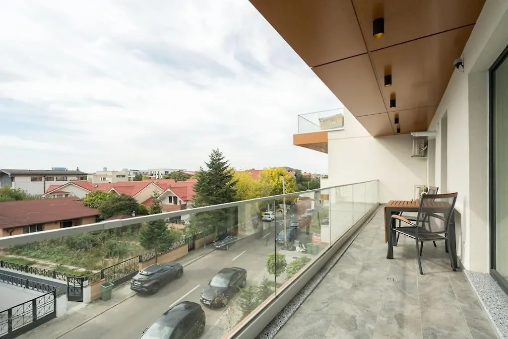 The White - Family Escape - Loft Apartment Voluntari Romania